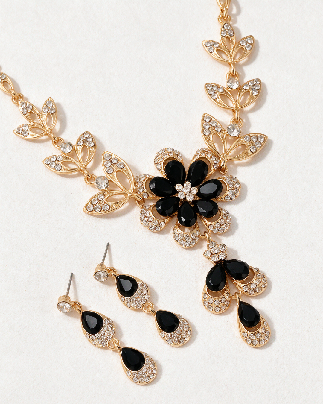 Collier & Boucles d'oreilles Corale