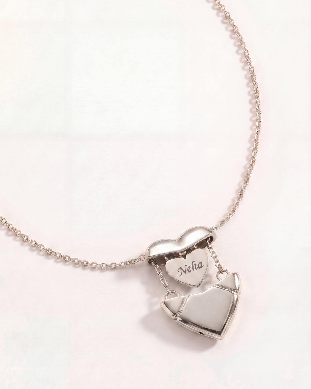 Lia Necklace (Custom Word)